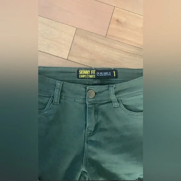 Skinny cargo - Picture 4 of 4